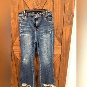 Like new - Risen jeans - distressed